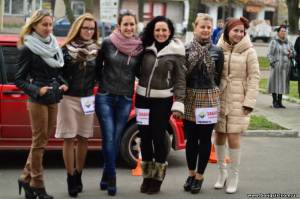 В Борисполе прошел конкурс среди девушек «Забег на каблуках»